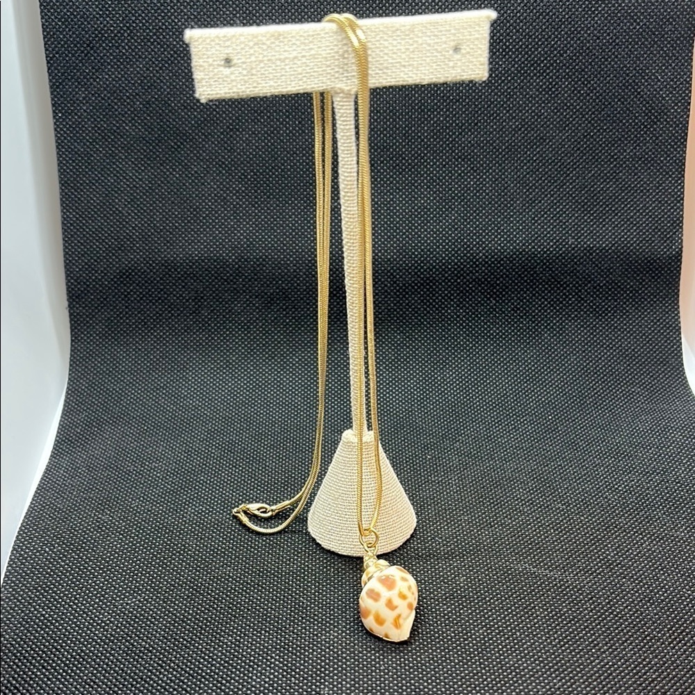 Gold Shell Pendant on Snake Chain Necklace